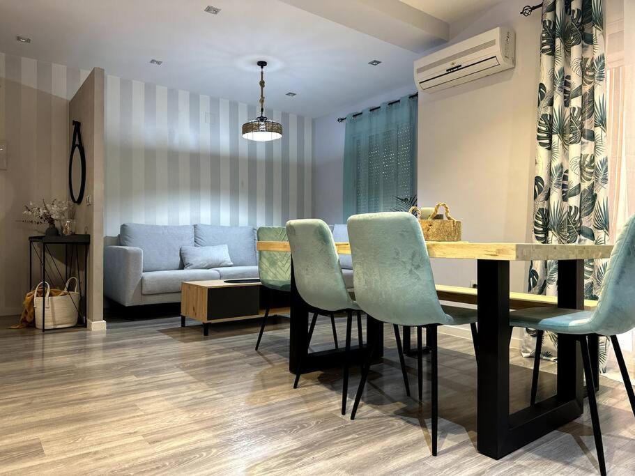 Apartamento Turistico Ohana Nani コルドバ エクステリア 写真